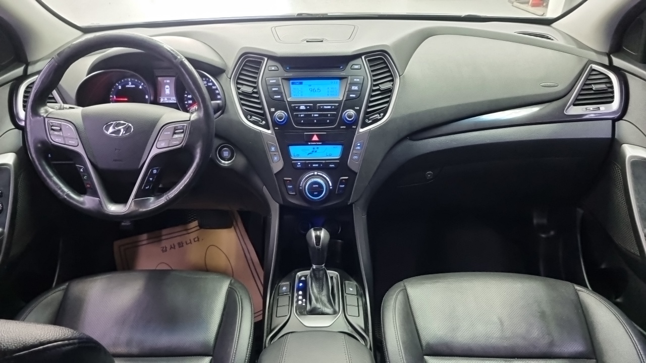 Hyundai Санта Фе 2013 thumb 12