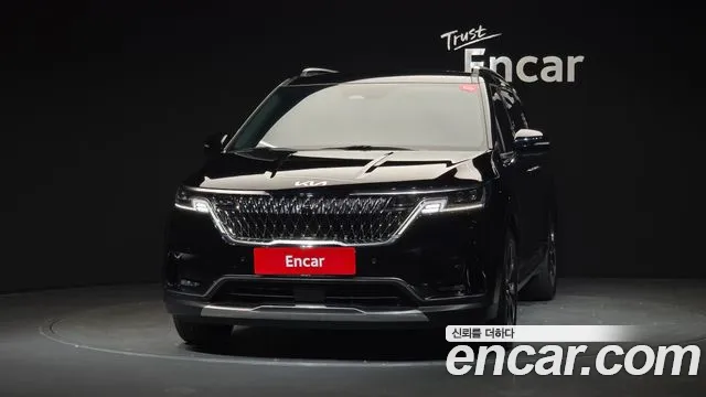 Kia Carnival 2022 thumb 3