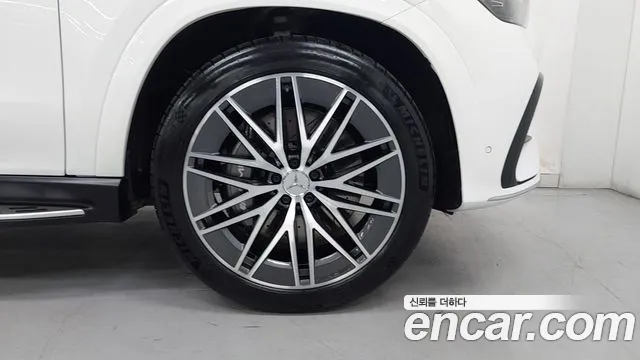Mercedes-Benz E-Класс 2025 thumb 10