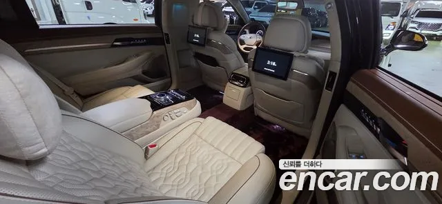Genesis G90 2020 thumb 11