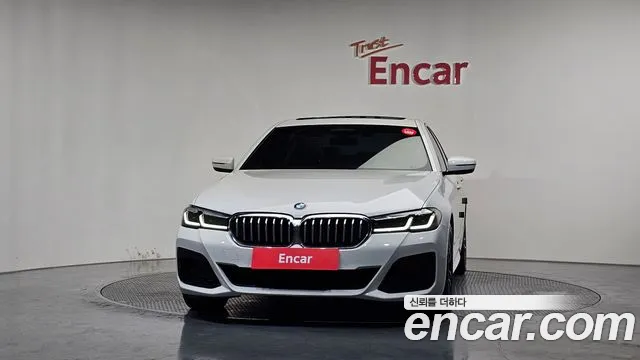 BMW 5 серии 2021 thumb 8