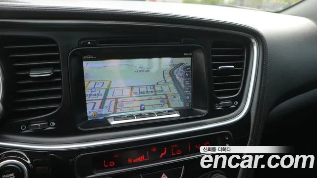 Kia K5 2013 thumb 4