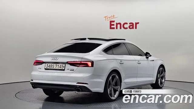 Audi A5 2019 thumb 4