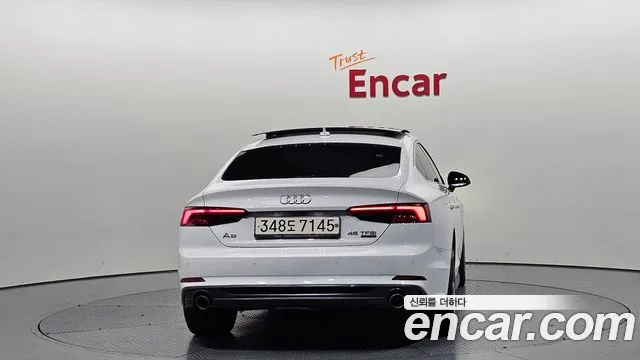 Audi A5 2019 thumb 3