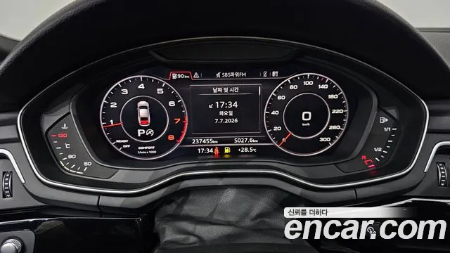 Audi A5 2019 thumb 10