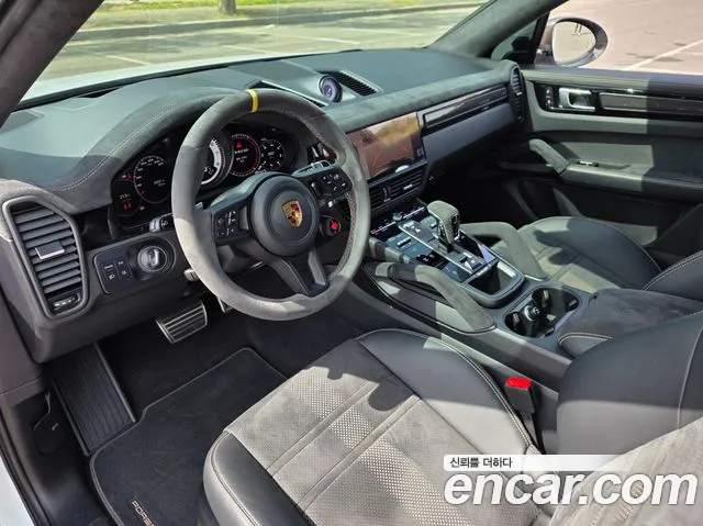 Porsche Cayenne 2022 thumb 8