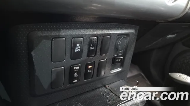 Toyota FJ Cruiser 2007 thumb 12