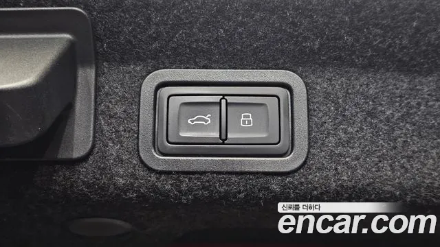 Audi A6 2021 thumb 7