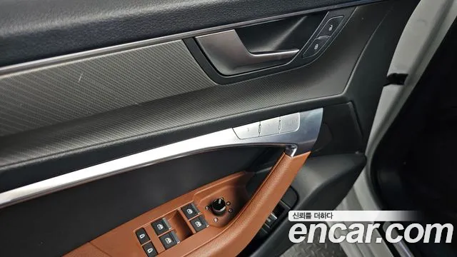 Audi A6 2021 thumb 4