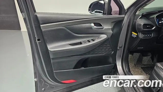 Hyundai Santa Fe 2018 thumb 10