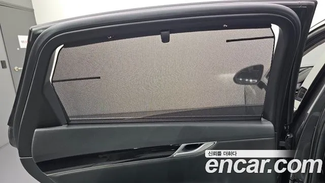 Genesis G80 2021 thumb 2