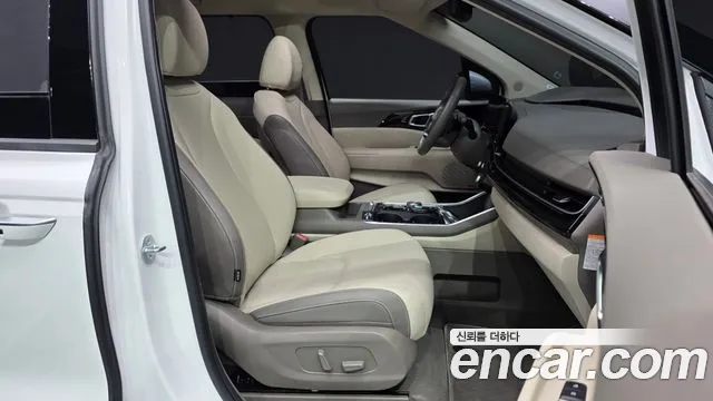 Kia Carnival 2025 thumb 10