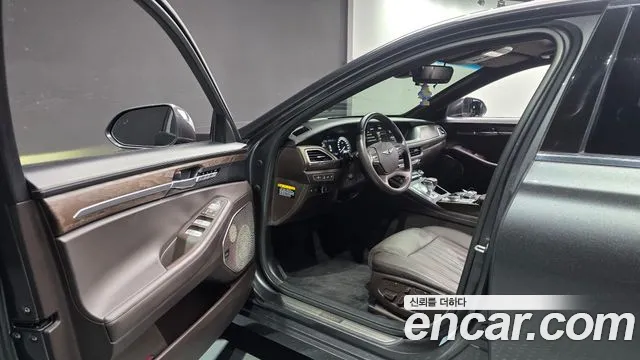 Genesis G90 2020 thumb 11