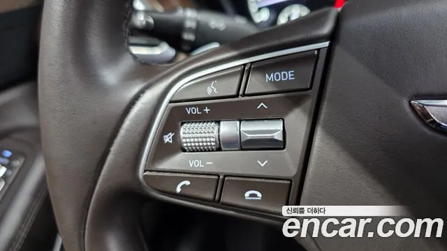 Genesis G90 2020 thumb 8