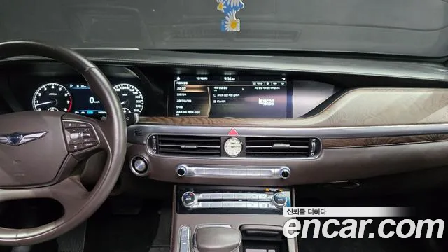 Genesis G90 2020 thumb 9