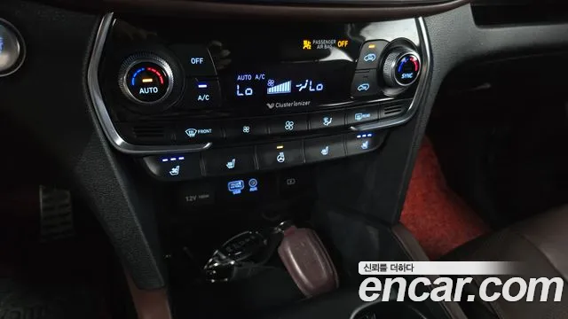 Hyundai Santa Fe 2019 thumb 3