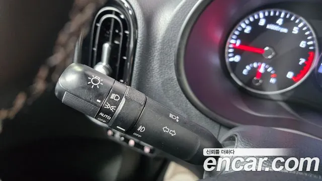 Kia Morning 2018 thumb 10