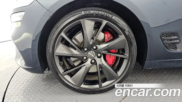 Genesis G70 2022 thumb 8