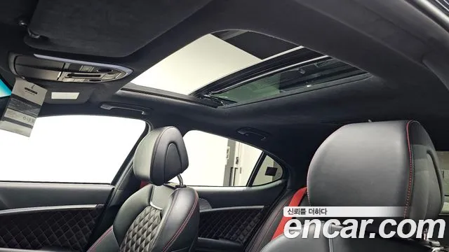 Genesis G70 2022 thumb 4