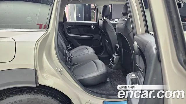 Mini Cooper Countryman 2023 thumb 3