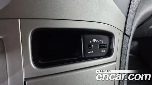 Hyundai Staria 2014 thumb 9