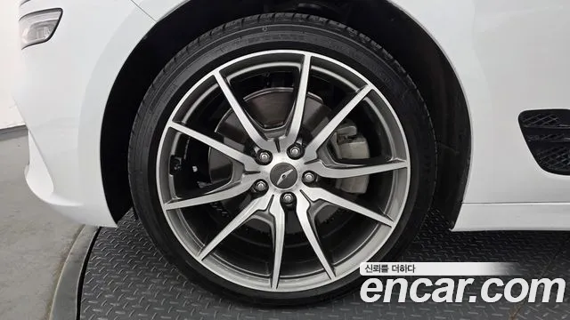 Genesis G70 2023 thumb 4