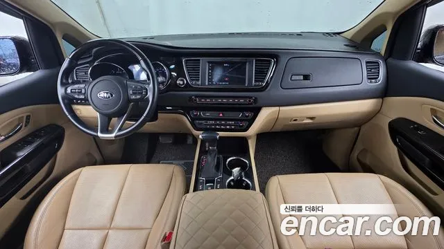 Kia Carnival 2019 thumb 12