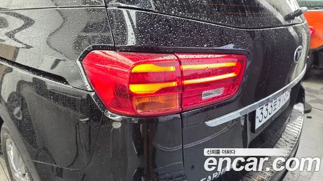 Kia Carnival 2019 thumb 5