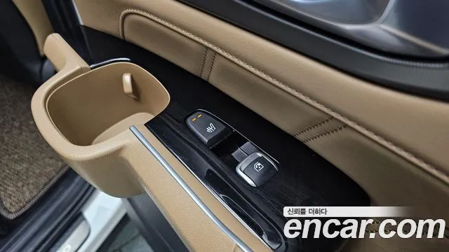Kia Sorento 2024 thumb 4