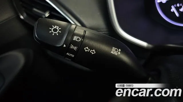Hyundai Santa Fe 2019 thumb 8