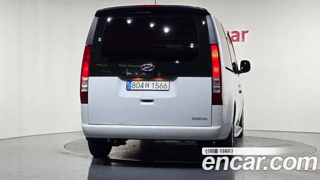 Hyundai Staria 2022 thumb 10