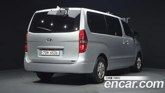 Hyundai Staria 2010 thumb 12