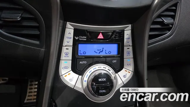 Hyundai Avante 2011 thumb 11