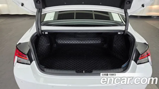Hyundai Avante 2021 thumb 6