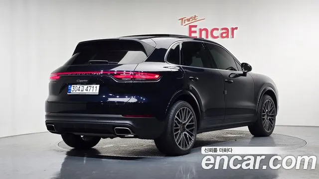 Porsche Cayenne 2021 thumb 8