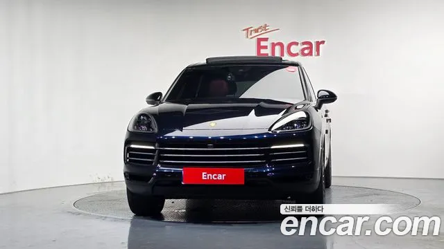Porsche Cayenne 2021 thumb 2
