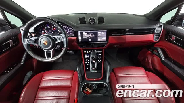 Porsche Cayenne 2021 thumb 7