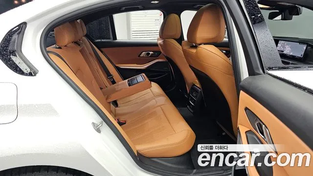 BMW 3 серии 2025 thumb 4