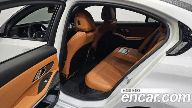 BMW 3 серии 2025 thumb 3