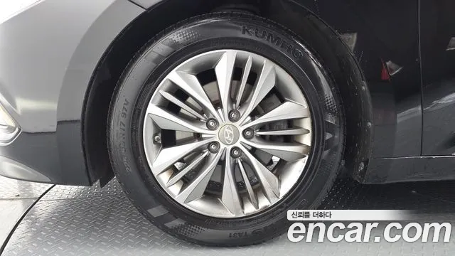 Hyundai Grandeur 2016 thumb 10