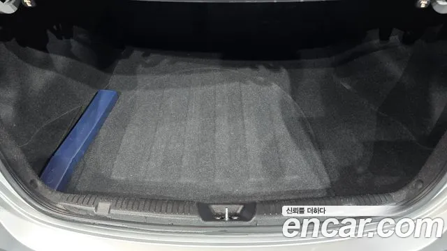 Hyundai Avante 2011 thumb 5