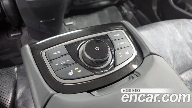 Hyundai Grandeur 2014 thumb 10