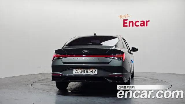 Hyundai Elantra 2021 thumb 3