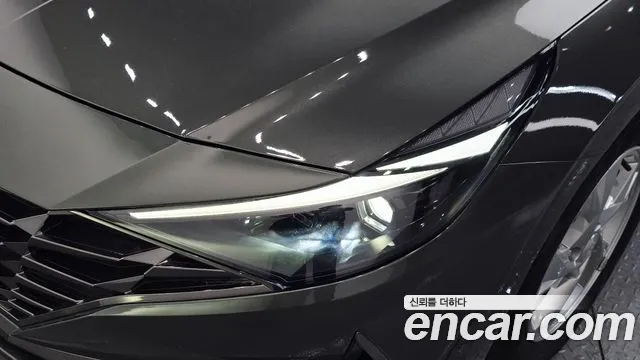 Hyundai Elantra 2021 thumb 9