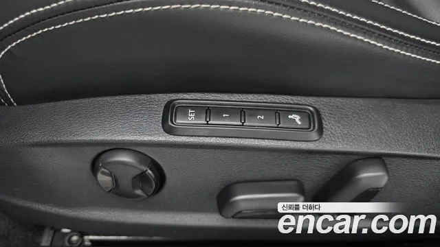Volkswagen Passat GT 2021 thumb 12