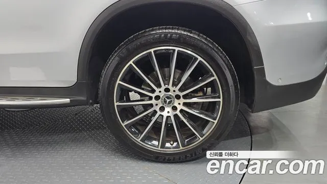 Mercedes-Benz GLC 2019 thumb 10
