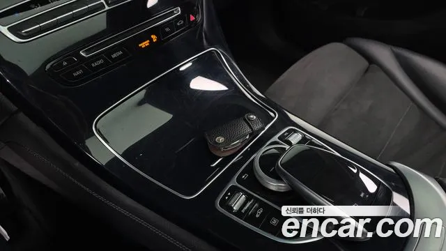 Mercedes-Benz GLC 2019 thumb 8