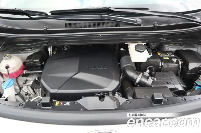 Hyundai Staria 2021 thumb 5