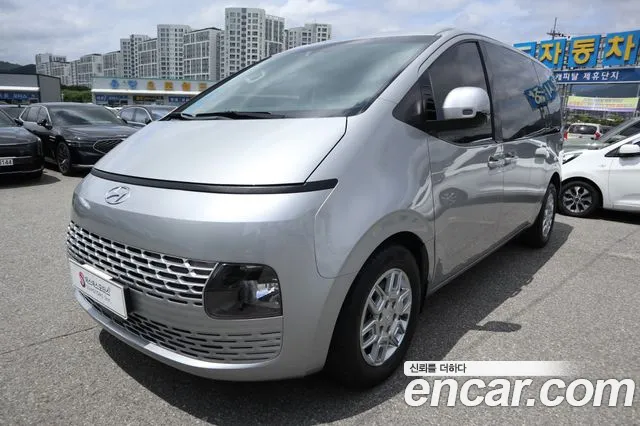 Hyundai Staria 2021 thumb 12