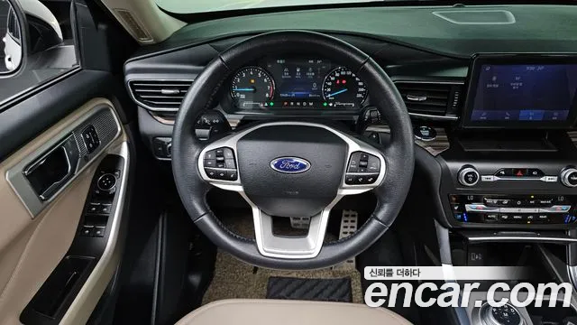 Ford Explorer 2020 thumb 5